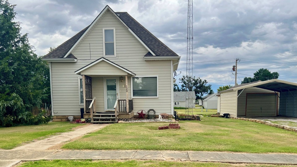 Lucas Cottage | Charming 2-bedroom cottage in Lucas