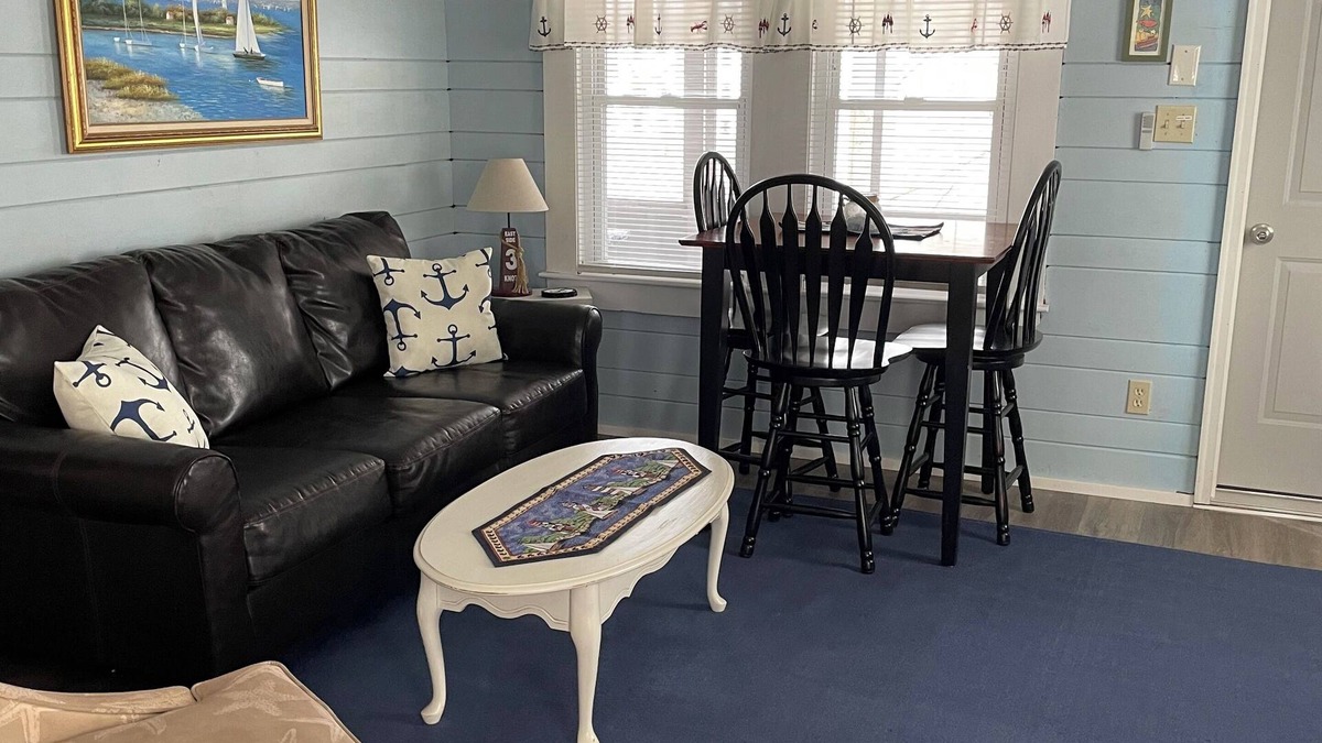 Wells Cottage | Charming 2-bedroom cottage in peaceful Wells with AC