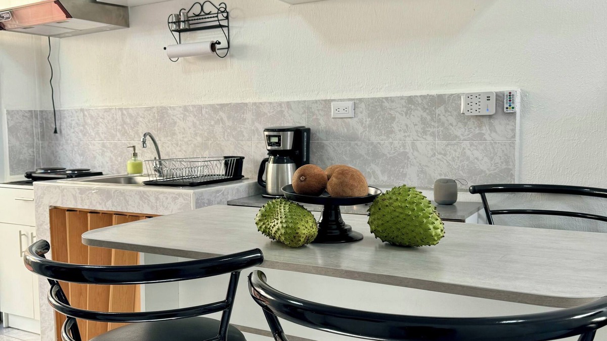 San Miguel House | Charming 2-bedroom house in lovely San Miguel with WiFi, AC, NO CLEANING FEES !
