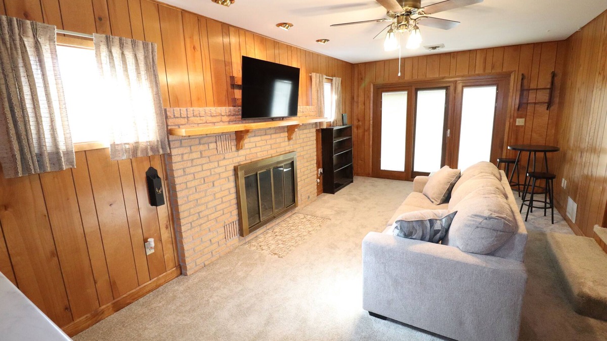 Scott City House | Charming, 2-bedroom house in Scott City in a great location!