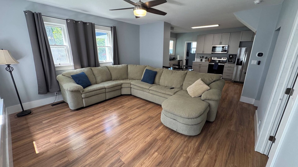 Manhattan House | Charming 2-bedroom house- 3 blocks from Aggieville in wonderful MHK