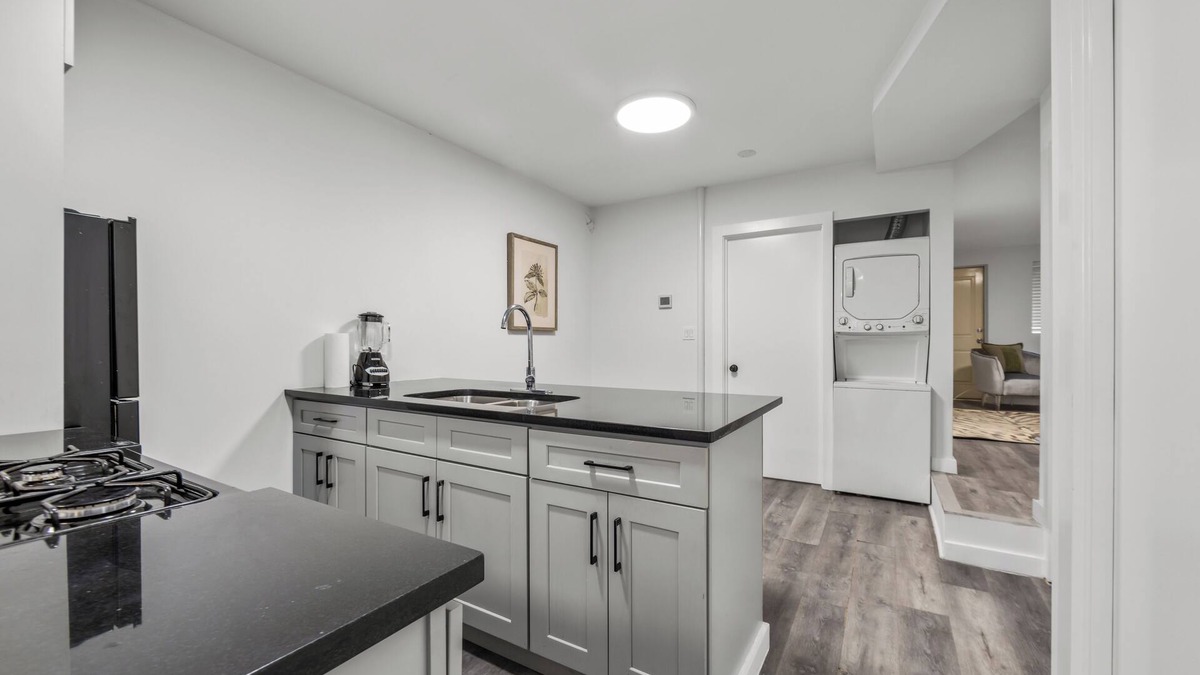 Crown Heights House | Charming 2-bedroom house in Brooklyn