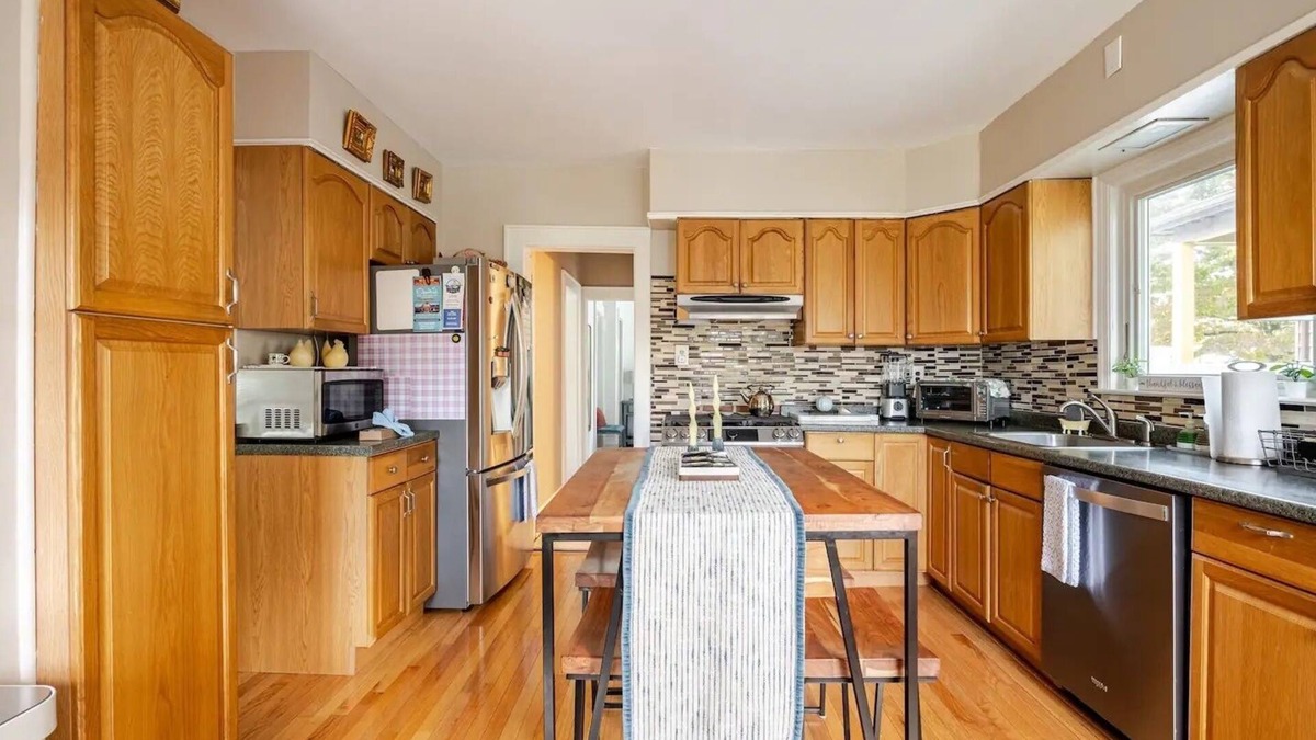 Stamford House | Charming 2-bedroom house in fabulous Stamford with AC, WiFi