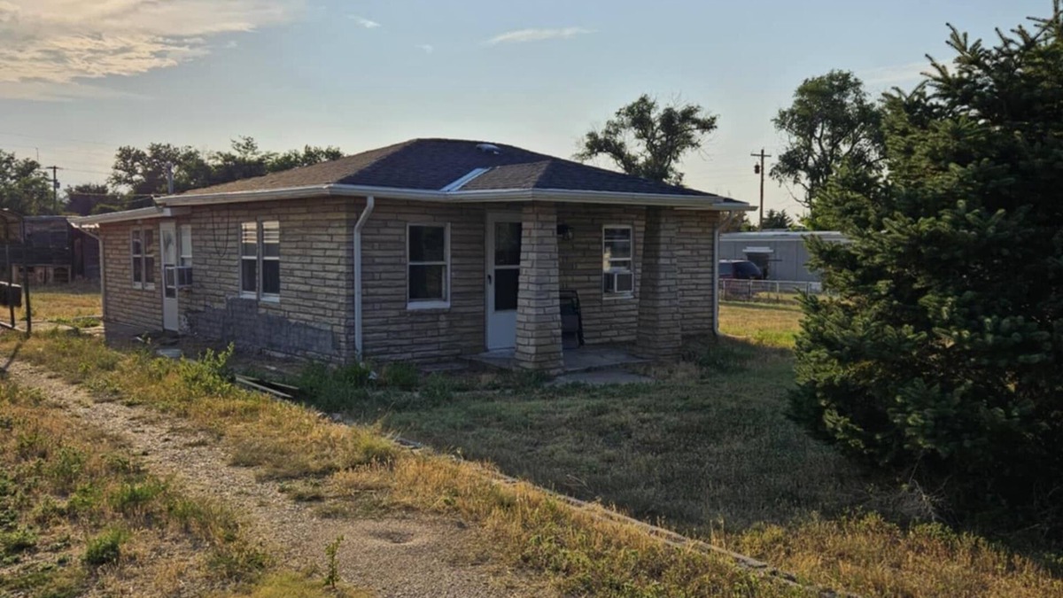 Haigler House | Charming 2-bedroom house with WiFi, AC in delightful Haigler