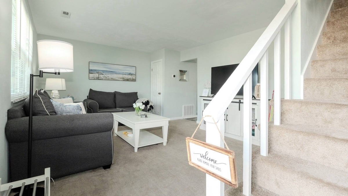 East Ocean View Boat Rental | Charming 2 Bedroom house with WiFi & Parking in Norfolk - Close to beach