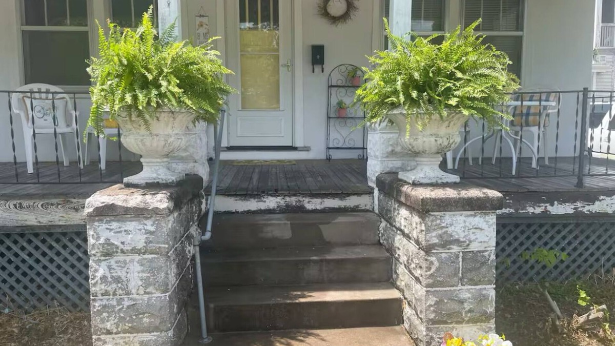 Quincy House | Charming 2-bedroom house with WiFi, AC in Quincy. Close to all amenities