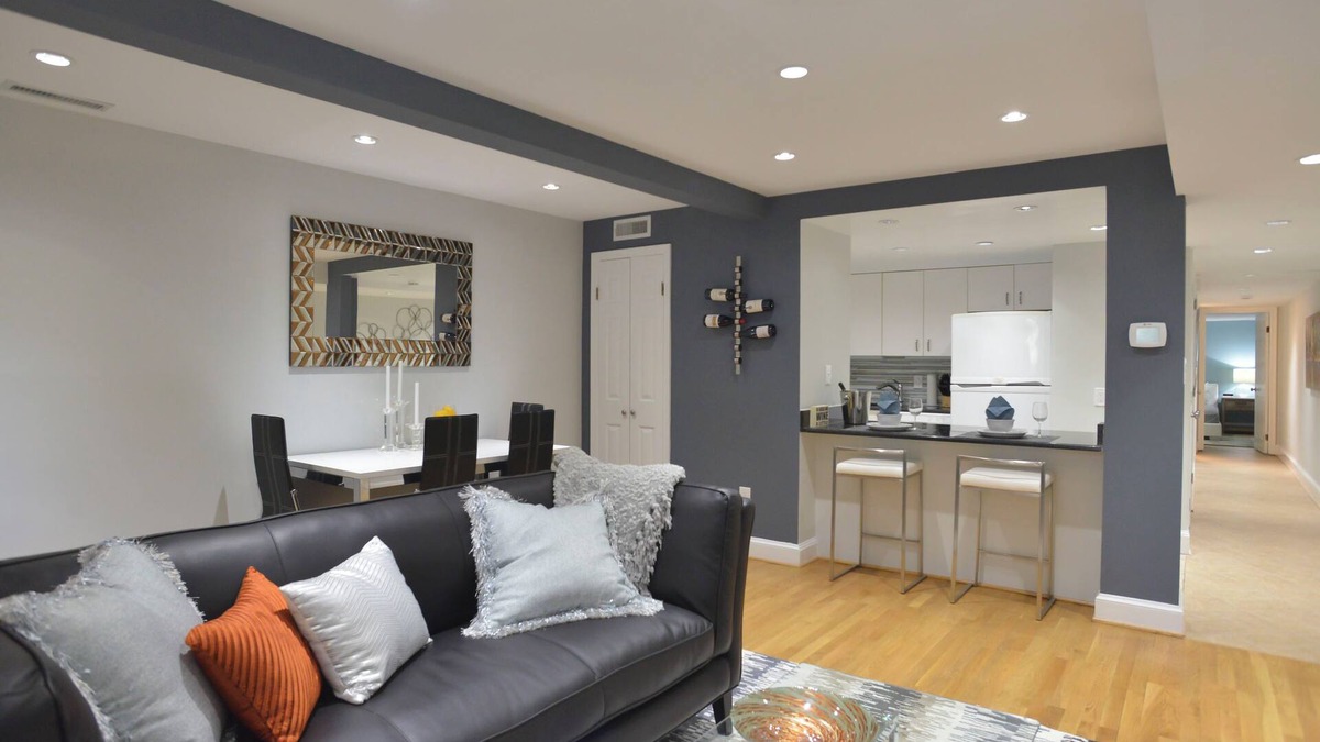 Dupont Circle House | Charming 2-bedroom in heart of Dupont Circle
