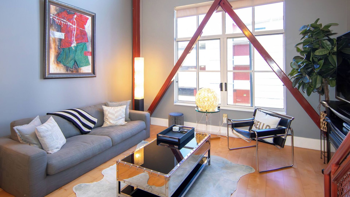 San Jose Apartment | Charming 2-bedroom Loft on Santana Row with WiFi, AC
