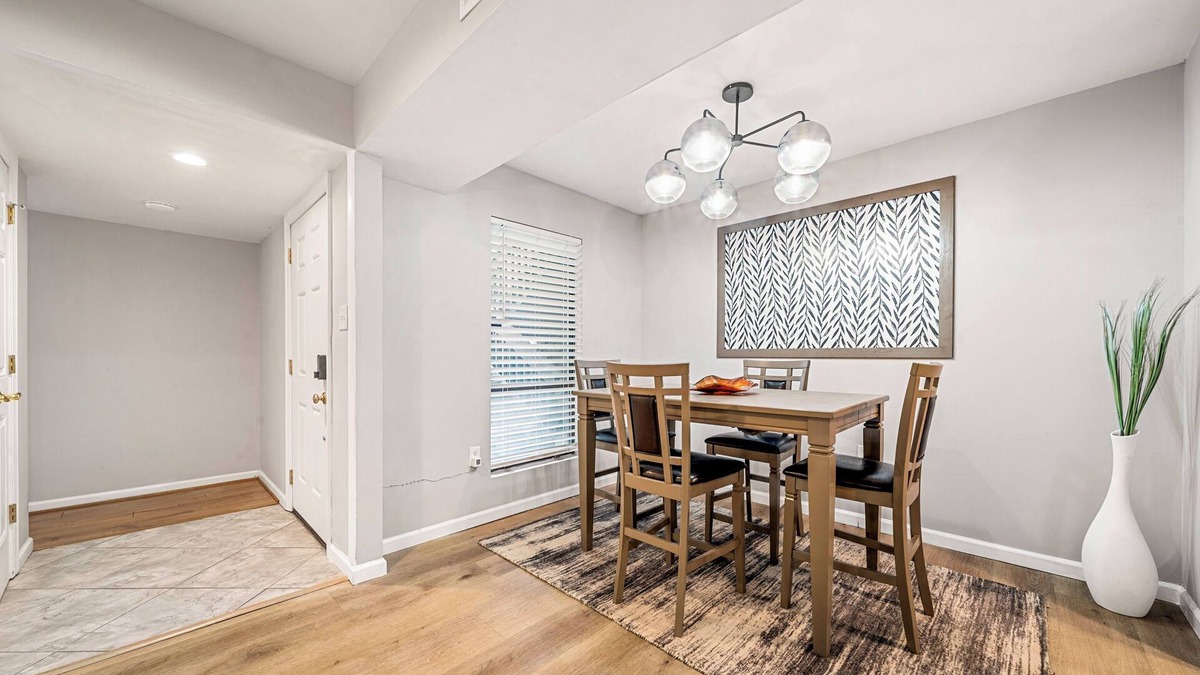 Charlotte Condo | Charming 2-bedroom Minutes From the City on Providence Road 5026 Sardis Rd, F