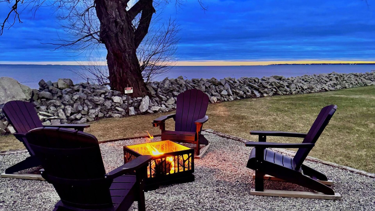 Oconto Cabin | Charming 2-bedroom Oconto Waterfront Cabin! Pier, Free Kayaks! Dogs welcome!