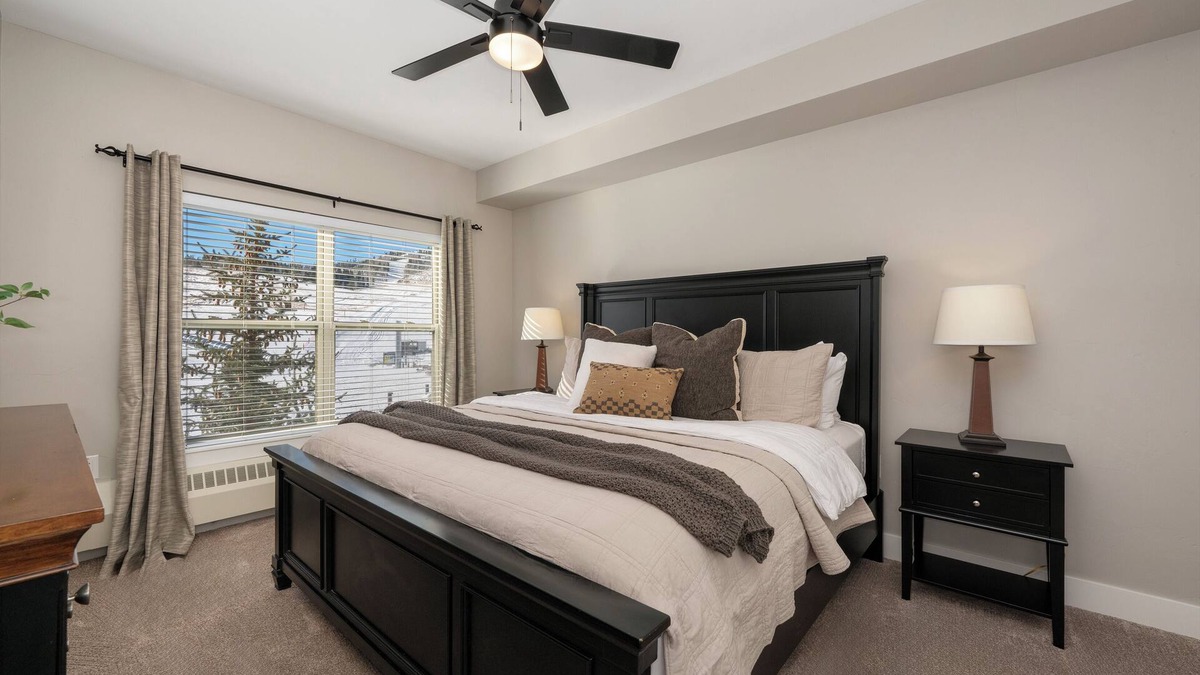 Silvercreek Condo | Charming 2-bedroom slope facing ski-in/ski-out condo in Granby Ranch.