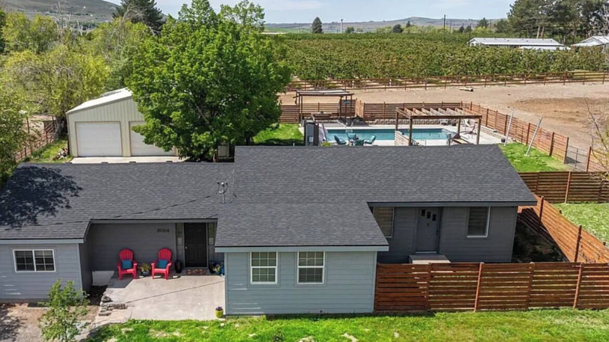 Benton City Other | Charming 2-bedroom farmhouse in wine country, Benton City with AC
