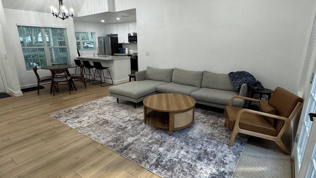 Haile Plantation House | Charming 2-bedroom 2-bathroom townhome in Gainesville.n