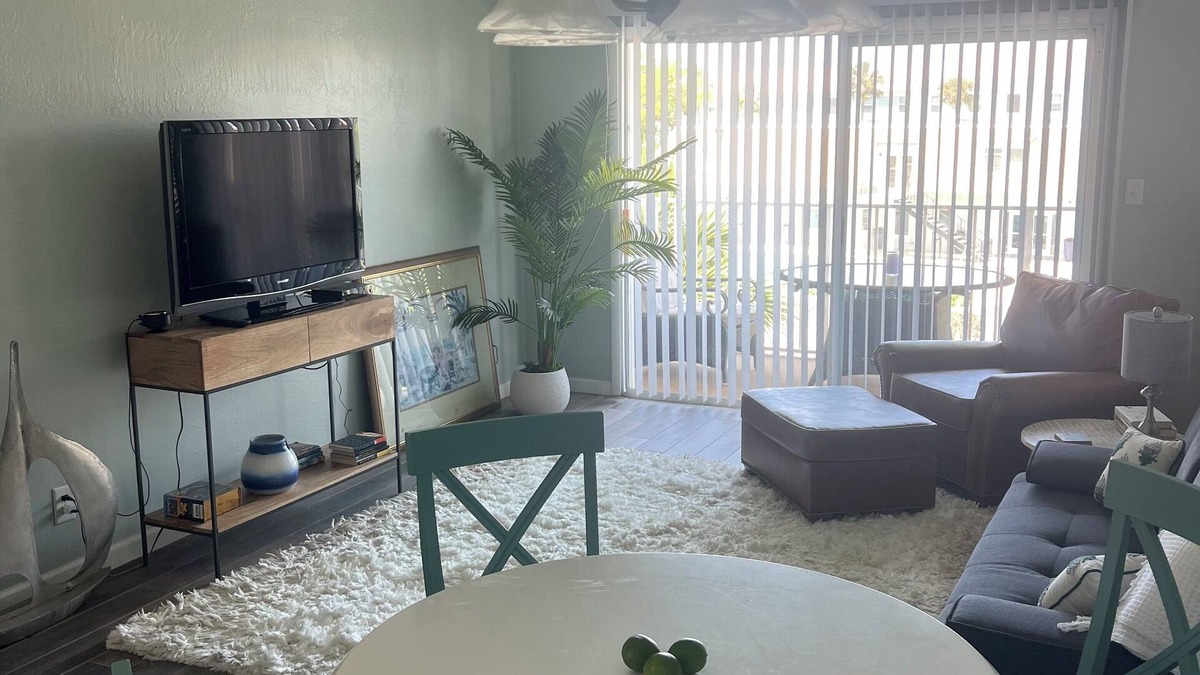 Ocean Side Village Condo | Charming 2 bedroom BeachClub condo in Indialantic. Includes washer/dryer in unit