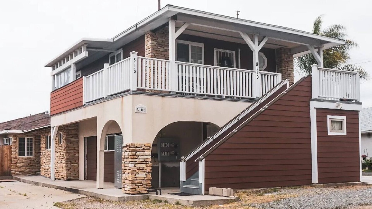 Lemon Grove House | Charming 2-bedroom house with WiFi, AC home with hotel amenities