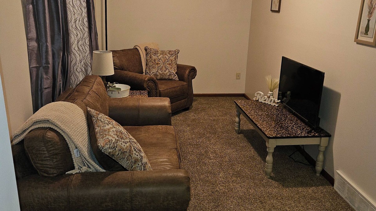 Phillipsburg Apartment | Charming 2-bedroom apartment with AC, WiFi in lovely Phillipsburg