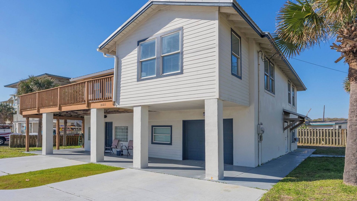 Vilano Beach House | Charming 2-bedroom house in superb St. Augustine. Located in Vilano Beach.