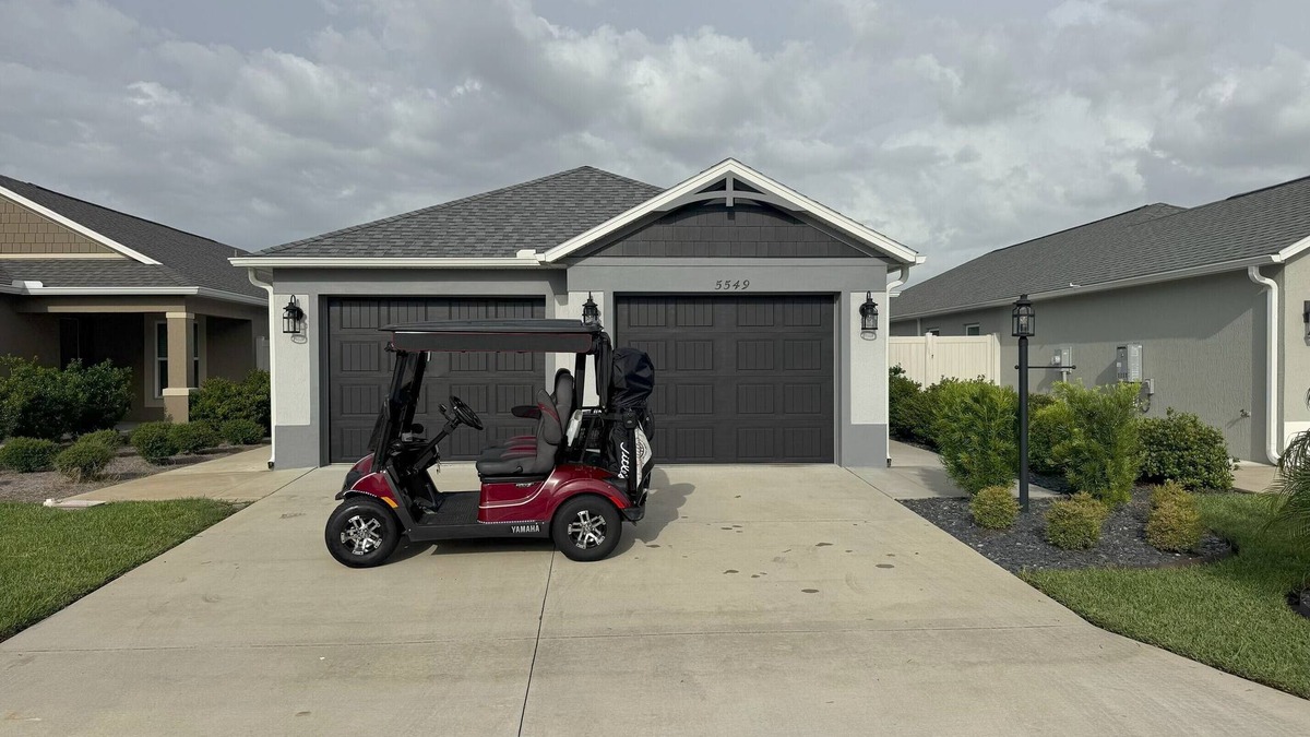 Wildwood House | Charming 2-bedroom house in The Villages with Golf Cart