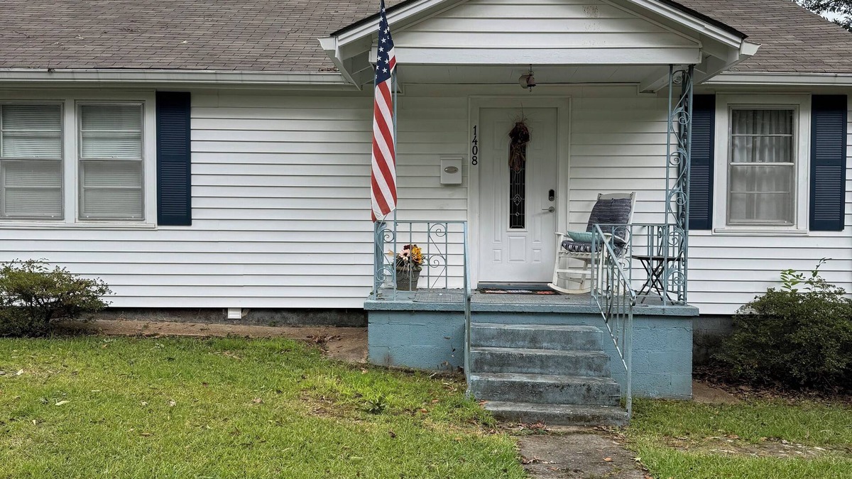 Water Valley House | Charming 2-bedroom house with WiFi, HVAC in awesome Water Valley