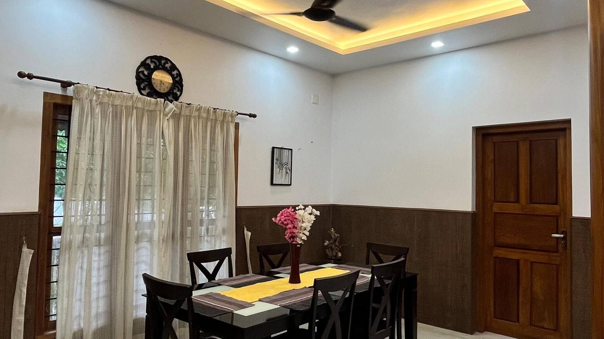 North Paravur Villa | Charming 2-bedroom villa with WiFi, AC in enchanting Kochi