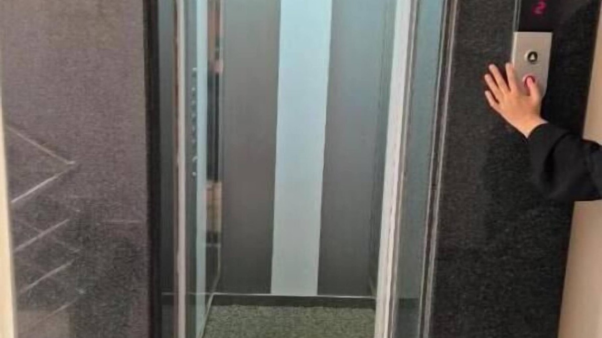 Dindigul Apartment | Charming 2-bedroom with AC, WiFi in delightful Dindigul/Mymoon service apartment
