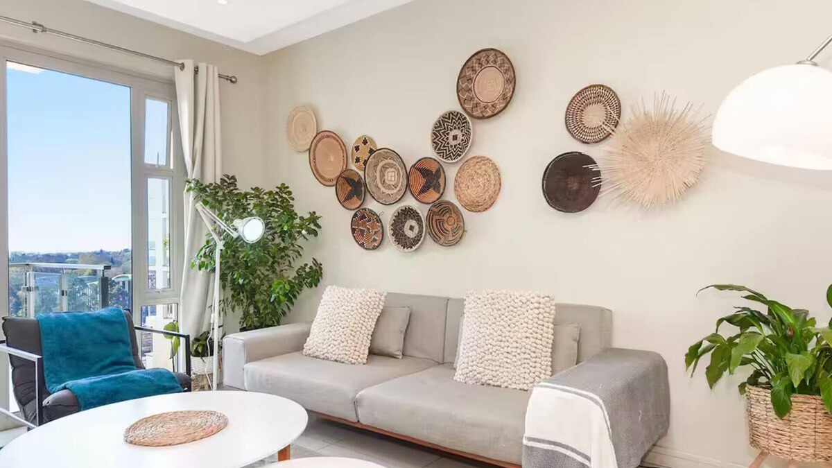 Greater Johannesburg Metropolitan Area Apartment | Charming 2-bedroom apartment in vibrant Johannesburg