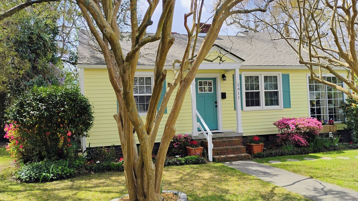 New Bern Cottage | Charming 2 BR Cottage Near Downtown New Bern w 2.5 BA