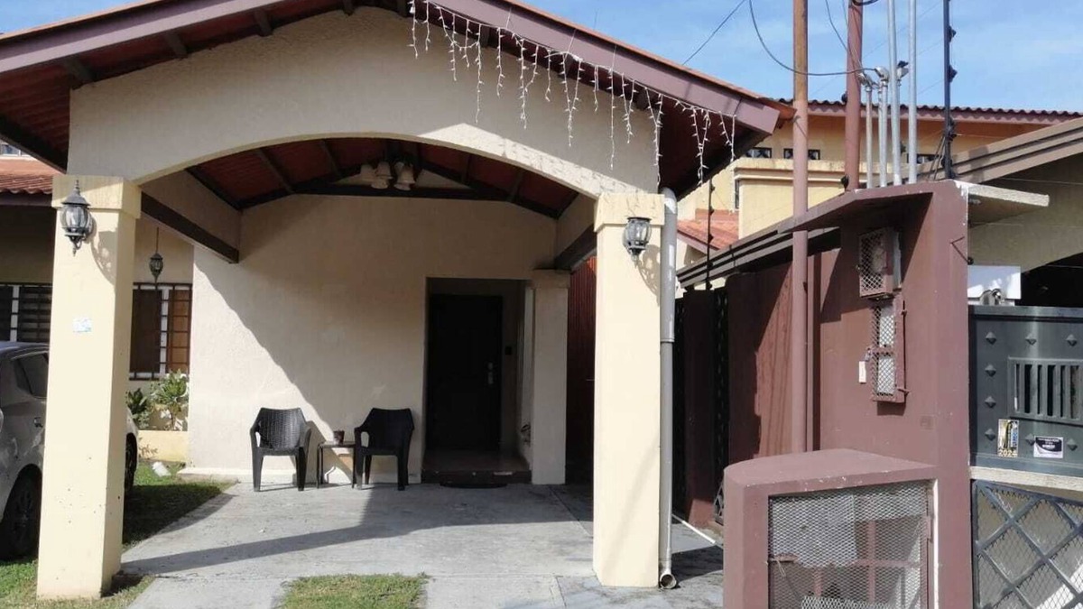 David House | Charming 2-BR La Fontana townhome with WiFi, AC in amazing David