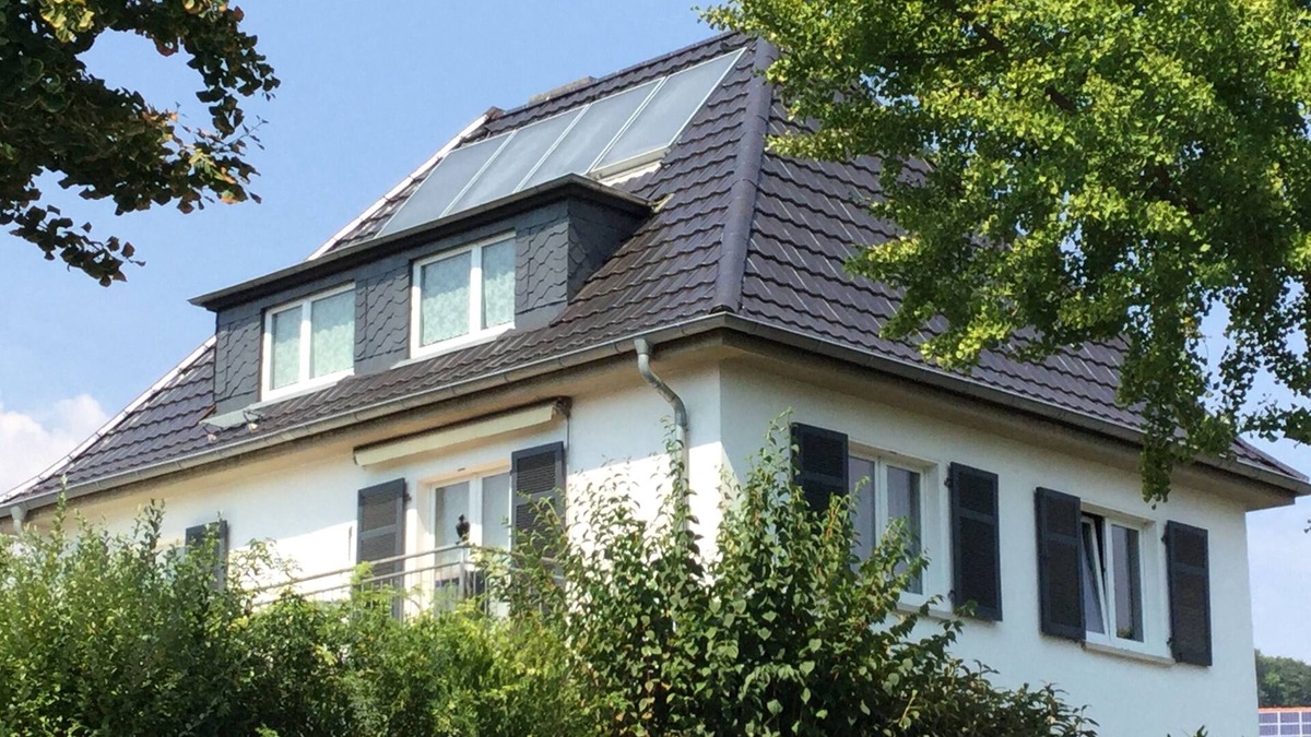Bad Nauheim Apartment | Charming 2-room apartment near the center/2nd floor (in a 2-family house)