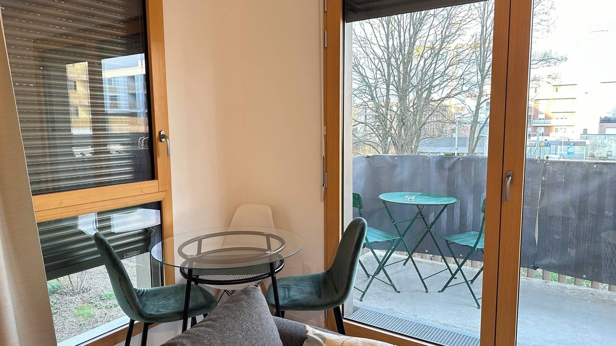 Villepinte Apartment | Charming 2 Rooms with Balcony and Parking between Paris and the Airport