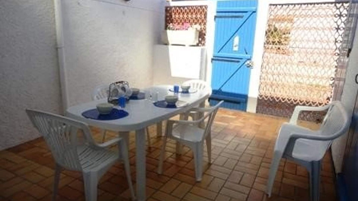 Port-la-Nouvelle House | Charming 2BR House, Patio, A/C, Near Beach, 2-Star Rating