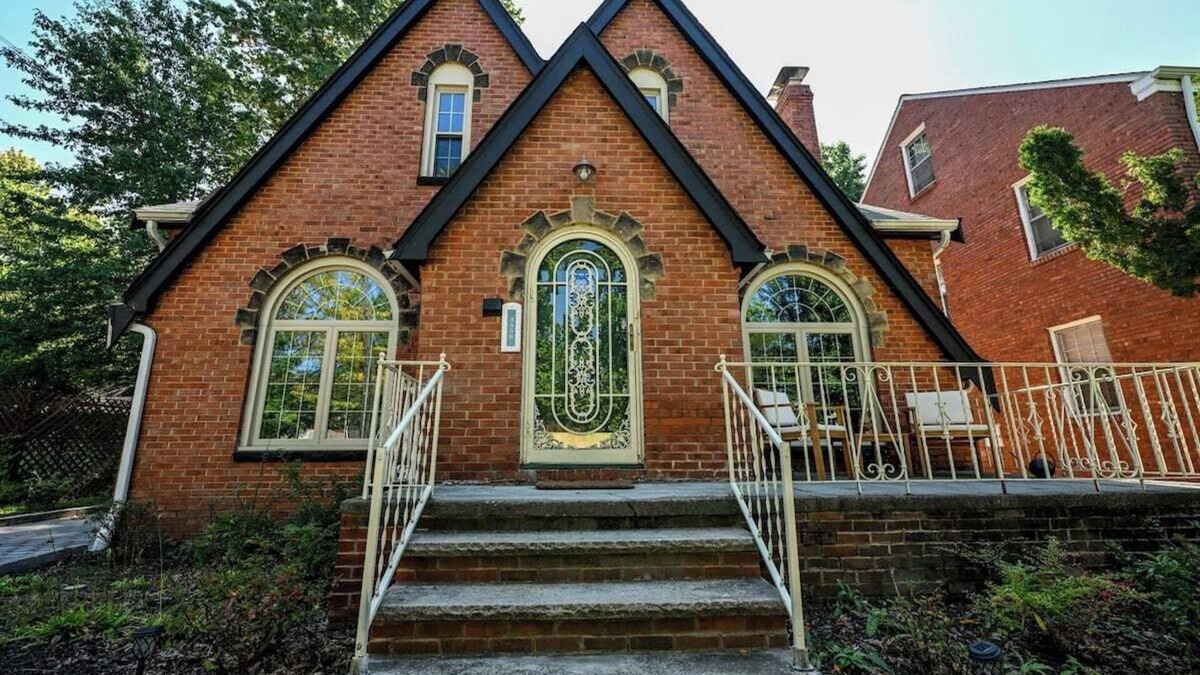 Cleveland Heights House | Charming 3-bedroom house in welcoming Cleveland Heights with AC, WiFi