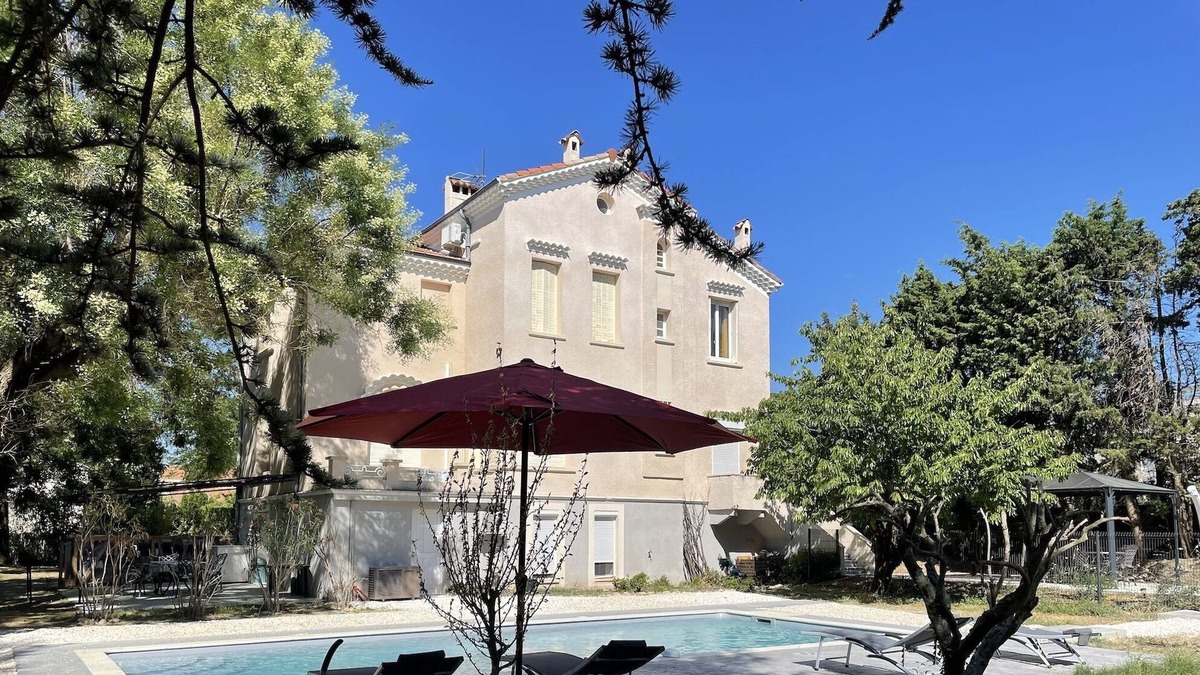 Donzere Apartment | Charming 3-Bed Apartment near Montelimar