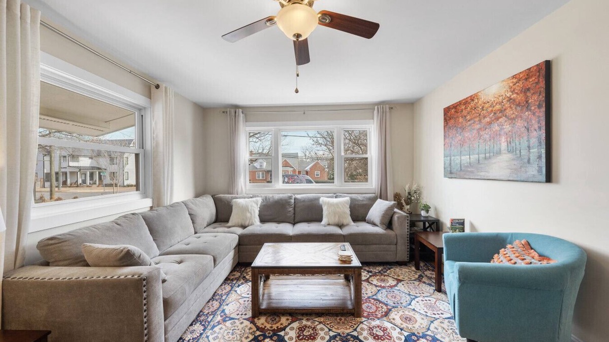 Downtown House | Charming 3-Bed Bungalow with Fenced-in Yard