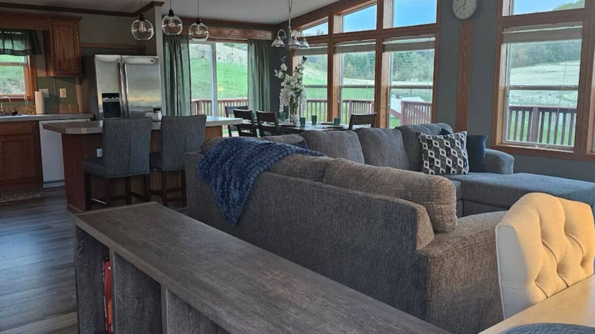 Richland Center Other | Charming 3-bedroom farmhouse in rural Richland Area with hot tub and A/C