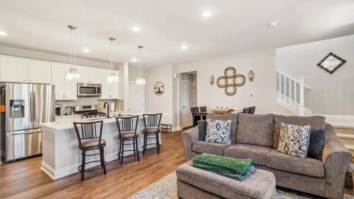 Commerce City House | Charming 3-bedroom townhome with AC, WiFi in enjoyable Commerce City