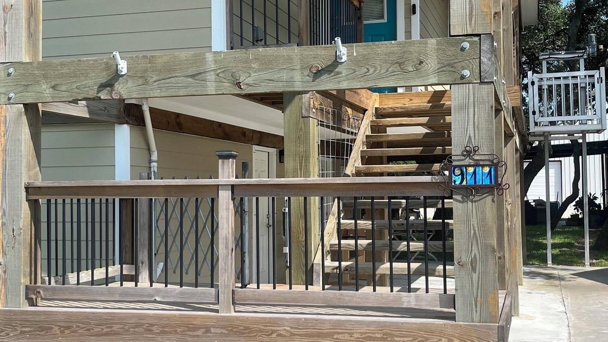 Port O Connor House | Charming 3-bedroom house in Port O'Connor. Relax after a day at beach or fishing