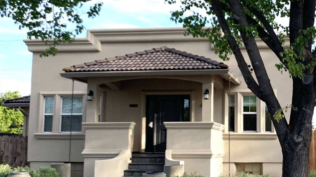 Lodi House | Charming 3 bedroom 2 bath Home located in the heart of Downtown Lodi