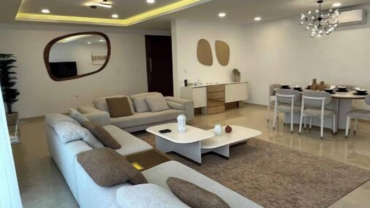 Yof Apartment | Charming 3-Bedroom Apartment