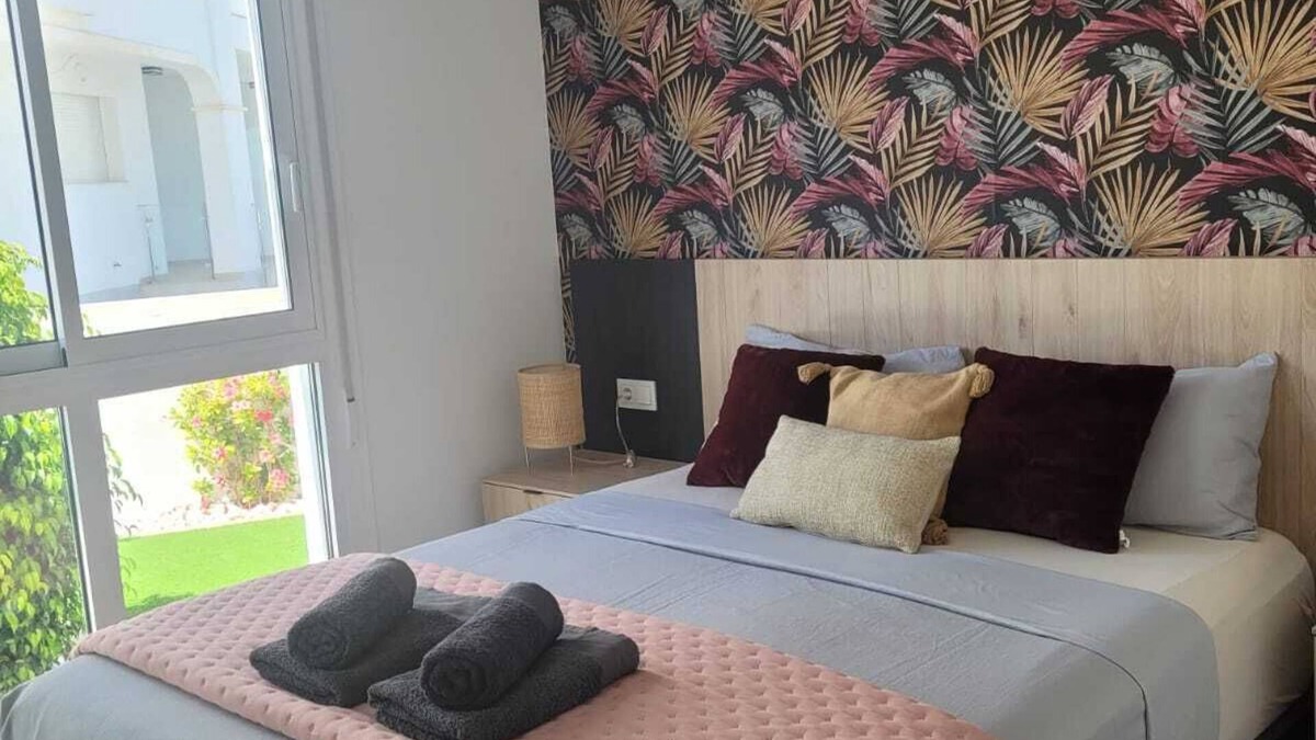 Quesada Apartment | Charming 3-bedroom apartment with AC, WiFi in soothing Quesada