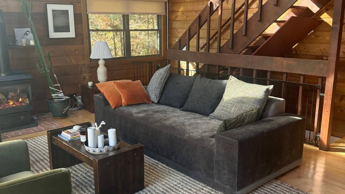 Bantam Cabin | Charming 3-bedroom cabin with WiFi, AC in lovely Litchfield