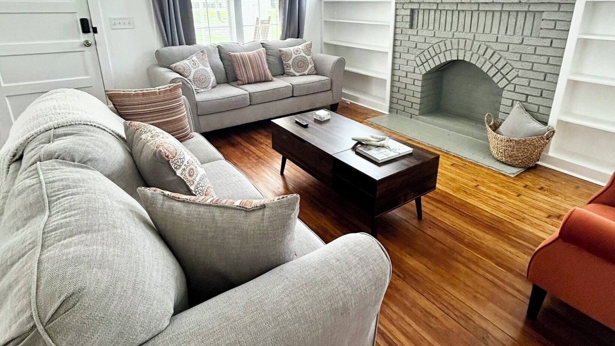 Macon Cottage | Charming 3-bedroom cottage with WiFi and AC in delightful Macon