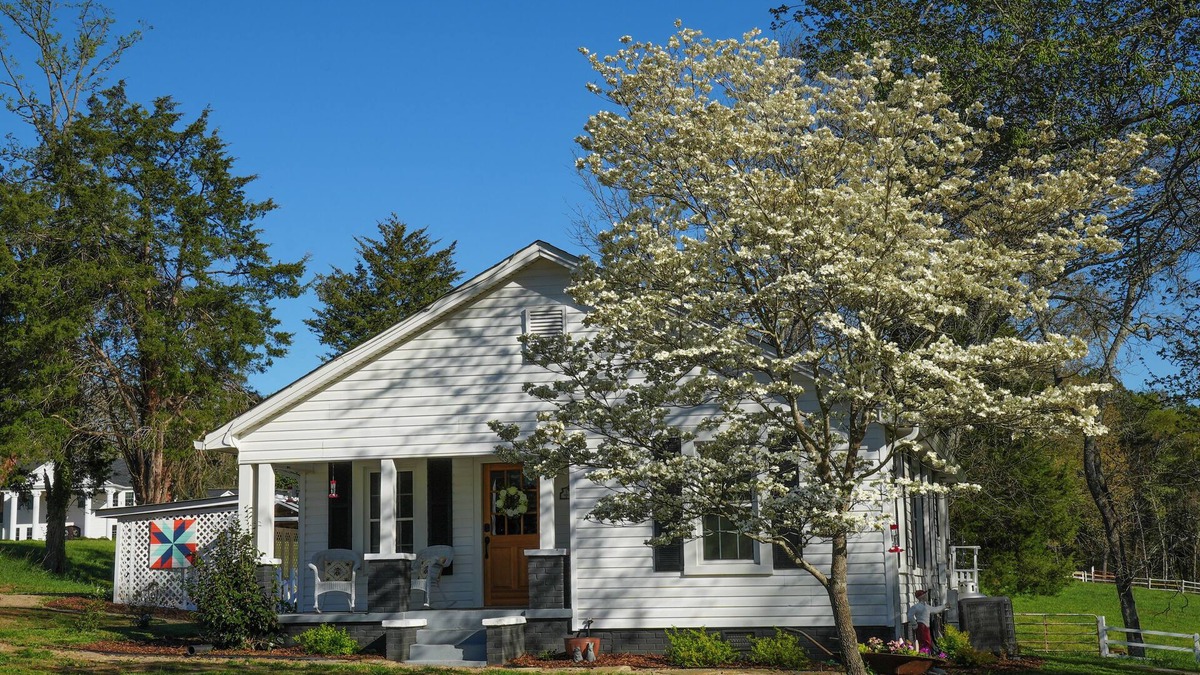 Caroleen Other | Charming 3 bedroom farmhouse retreat. Peaceful, scenic, and full of adventure.