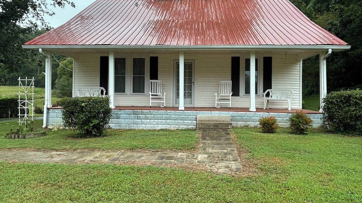 Pulaski Other | Charming 3-bedroom farmhouse with 2 full baths in a quiet country setting.