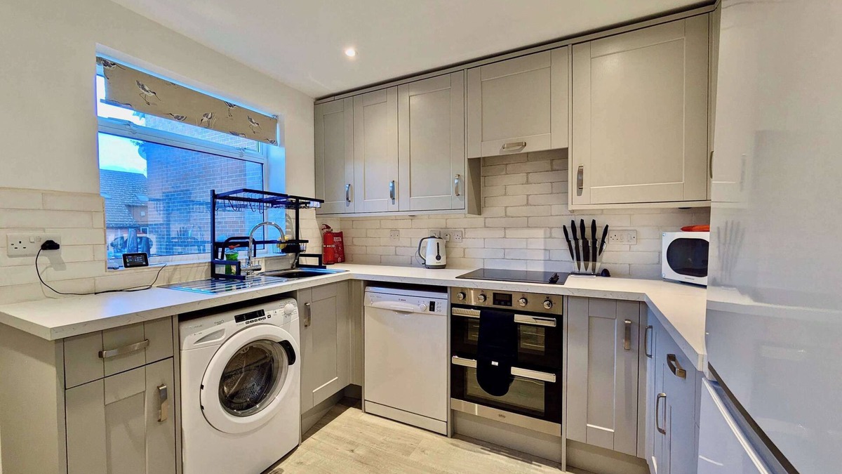 East Hagbourne House | Charming 3-Bedroom Retreat in Oxfordshire