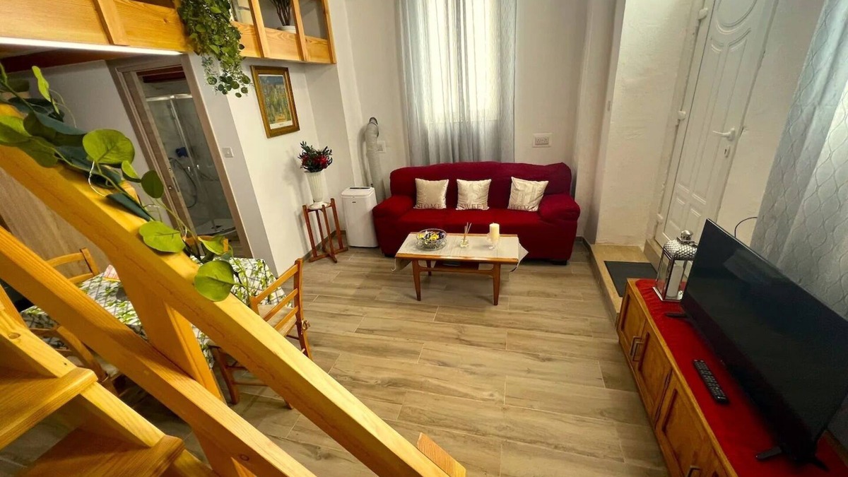 Sliema House | Charming 3-bedroom house with WiFi, AC in brilliant Tas-Sliema