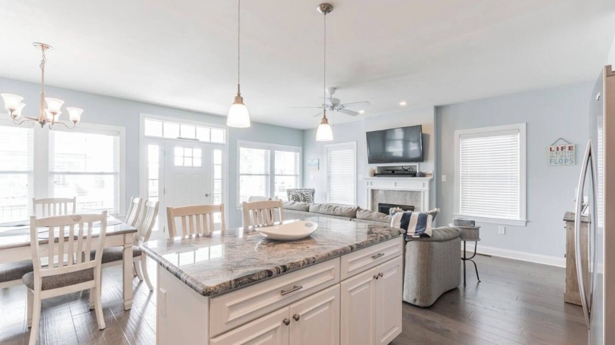 Gold Coast House | Charming 3-bedroom house with all amenities in Ocean City NJ