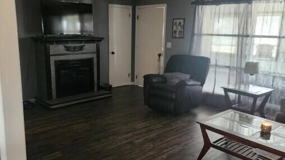 Wapakoneta House | Charming 3-bedroom house in welcoming Wapakoneta with AC, WiFi