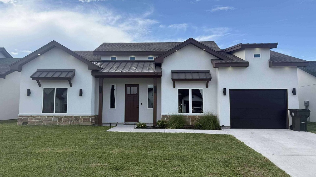 Harlingen House | Charming 3-bedroom House in Harlingen's Newest Subdivision.