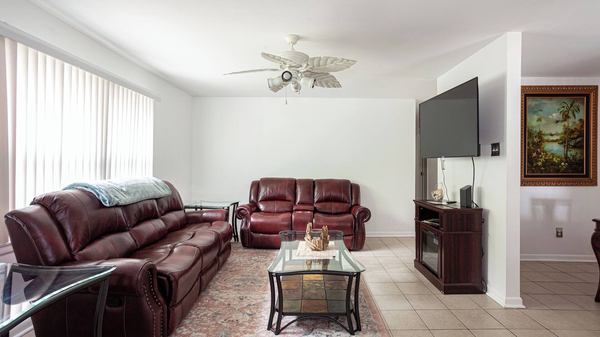 Hampton House | Charming 3-Bedroom Home with Private In-Ground Pool Oasis in Hampton, VA